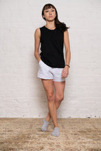 Load image into Gallery viewer, sleeveless black

